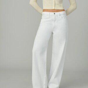 NWT Joe's Jeans, Low Slung Baggy White Jeans -size 25
